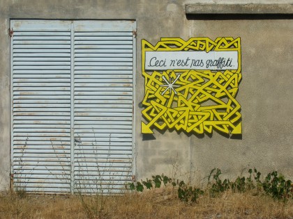 961224_ceci_nest_pas_graffiti.jpg