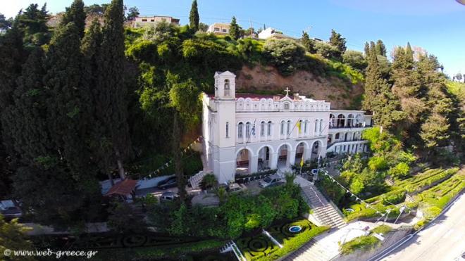 panagia_trypiti_church_aigio1-777x437.jpg