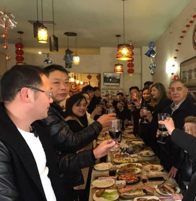 Η Βίβιαν Σαμούρη γιόρτασε με Κινέζους την Κινεζική πρωτοχρονιά - ΦΩΤΟ - ΒΙΝΤΕΟ
