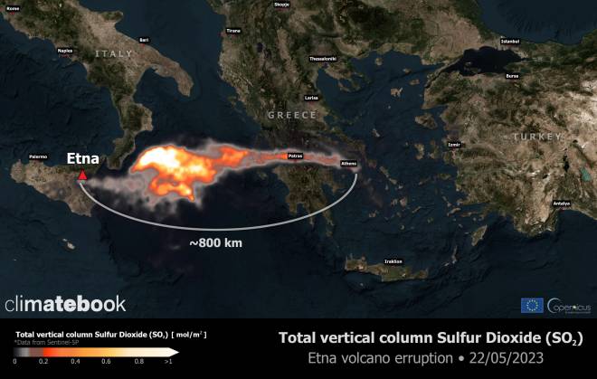ΔΕΙΤΕ ΧΑΡΤΗ: Μέχρι την Πάτρα έφθασε ο καπνός από την έκρηξη του ηφαιστείου της Αίτνας