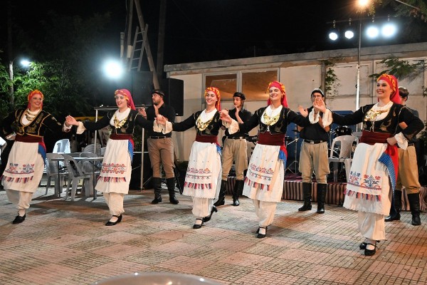 Το Χορευτικό Τμήμα του Πολιτιστικού Οργανισμού του Δήμου Πατρέων, ταξιδεύει σε όλη την Ελλάδα και ενθουσιάζει