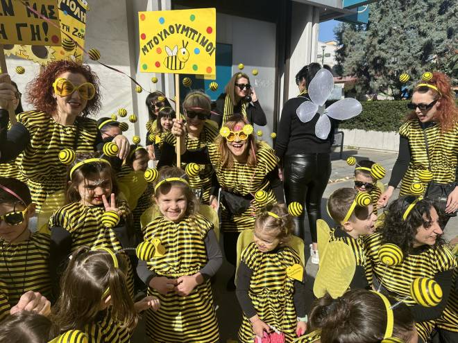 Η "Παραμυθούπολη" στο Παιδικό Καρναβάλι Αιγίου