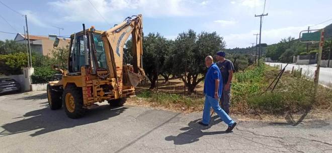 Χαράλαμπος Μπονάνος: Επιβλέποντας εργασίες αποψίλωσης