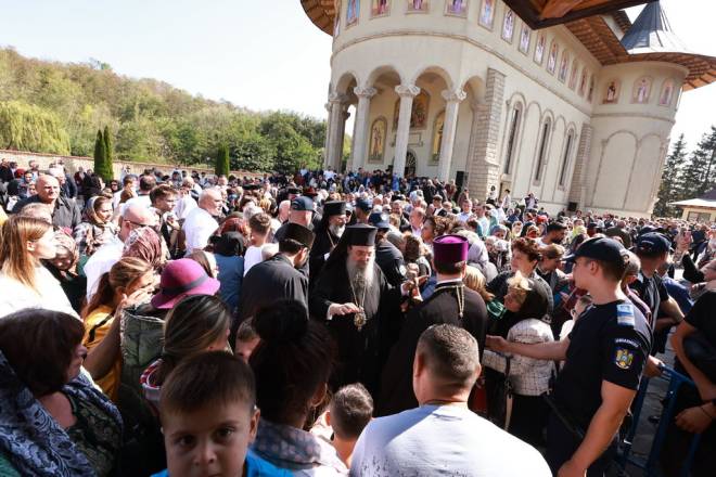 Επίσκεψη του Μητροπολίτη Πατρών στην Αρχιεπισκοπή Μπουζάου της Ρουμανίας (ΦΩΤΟ)