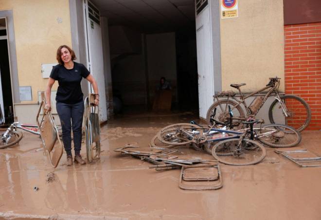 2024-10-30t083144z_684858757_rc2wuaa5c2iq_rtrmadp_5_europe-weather-spain-storm-1200x821.jpg