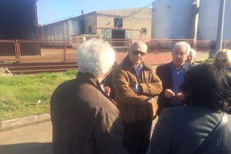 Διαμαρτύρονται για τις περιβαλλοντικές επιπτώσεις - Συγκέντρωση έξω από τα πυρηνελαιουργεία ΒΙΠΕ Πατρών - ΔΕΙΤΕ ΦΩΤΟΓΡΑΦΙΕΣ