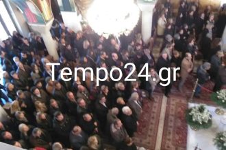 Πάτρα: Βουβός ο πόνος στην κηδεία του Γιάννη Σόμπολου - Ήταν όλοι εκεί για να τον αποχαιρετήσουν - ΦΩΤΟΓΡΑΦΙΕΣ