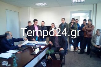 Πάτρα: Αγρότες και οινοπαραγωγοί στον Κατσιφάρα - Επέδωσαν ψήφισμα διαμαρτυρίας - ΦΩΤΟΓΡΑΦΙΕΣ