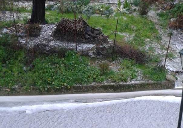 Στην Ηλεία το 'στρωσε! - Μόνο που δεν είναι χιόνι, είναι... χαλάζι - ΔΕΙΤΕ ΦΩΤΟΓΡΑΦΙΕΣ