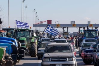 Σε επ’ αόριστον κλείσιμο του τελωνείου των Κήπων προχωρούν οι αγρότες