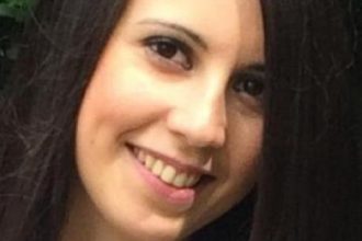 Η Χρυσούλα Παναγοπούλου που δώρισε τη μελέτη φωτισμού του Τείχους Δυμαίων εξομολογείται...