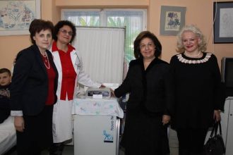Πάτρα: Η Ρόη Αποστολίδου - Κωσταντά επίσημη προσκεκλημένη στην κοπή πίτας της Ένωσης Γυναικών