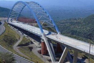 Παραδίδεται στην κυκλοφορία η γέφυρα της Τσακώνας