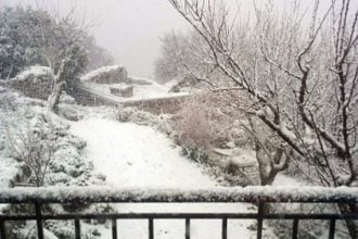 Στα "λευκά" ντύθηκε και η Κεφαλονιά - ΔΕΙΤΕ ΦΩΤΟΓΡΑΦΙΕΣ