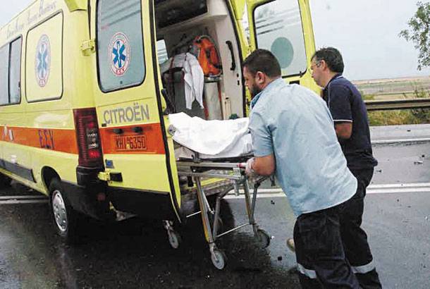 Δύο νεκροί κι ένας τραυματίας σε τροχαίο στη Θεσσαλονίκη