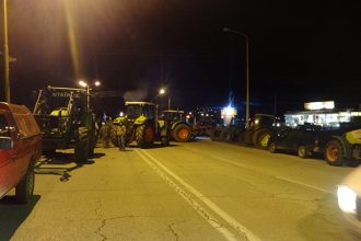Κάθε βράδυ αποκλεισμός της Πατρών Πύργου από τους αγρότες της Κάτω Αχαΐας-Τι αποφάσισαν - Κλειστοί οι δρόμοι σε Ηλεία και Αιτωλοακαρνανία (ΣΥΝΕΧΗΣ ΡΟΗ)