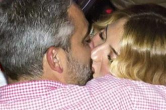Τα καυτά φιλιά της Μαρίας Ηλιάκη με τον νέο της σύντροφο