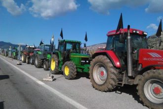 Ανυποχώρητοι οι αγρότες κλιμακώνουν τις κινητοποιήσεις τους - Ενώνουν τις δυνάμεις τους οι αγρότες στα μπλόκα της Δυτικής Ελλάδας