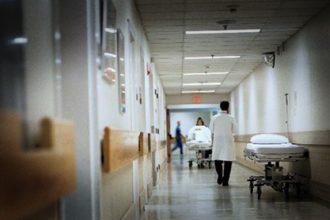 Αχαΐα: Πληρώνονται οι εφημερίες στους νοσοκομειακούς ιατρούς - Καταφθάνουν 34 εκατ. ευρώ στην 6η Υγειονομική Περιφέρεια
