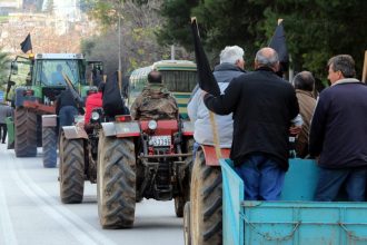 Αιγιάλεια: Διαμαρτύρονται οι αγρότες - Κινητοποίηση σήμερα στα παλιά διόδια Σελινούντα