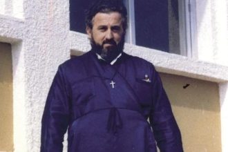 Σήμερα "αποχαιρετά" η Αροή Πατρών τον Ιερέα Μάριο Πανουτσόπουλου