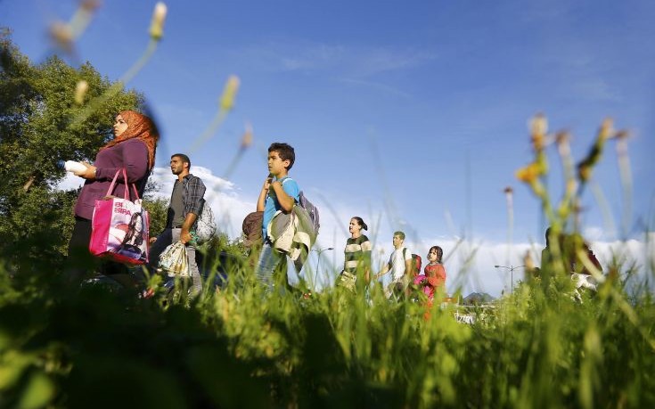 Περίπου 2.500 πρόσφυγες φτάνουν καθημερινά στη Γερμανία