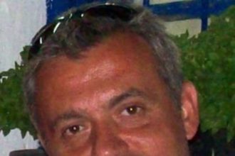 Πάτρα: ΣΟΚ στην τοπική κοινωνία - "Έφυγε" από τη ζωή σε ηλικία 52 ετών ο οδοντίατρος Γιάννης Σόμπολος