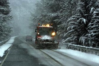 "Έσβησε" εν ώρα καθήκοντος χειριστής εκχιονιστικού στο Καρπενήσι