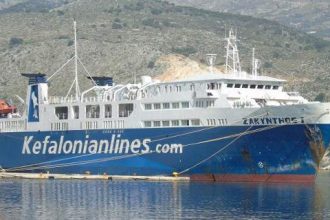 Στο λιμάνι της Κυλλήνης προσέκρουσε πλοίο