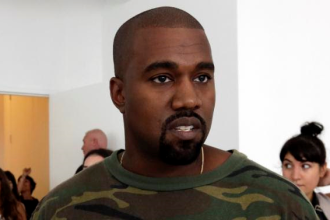 Η επίδειξη του Κάνιε Γουέστ με όλη την οικογένεια