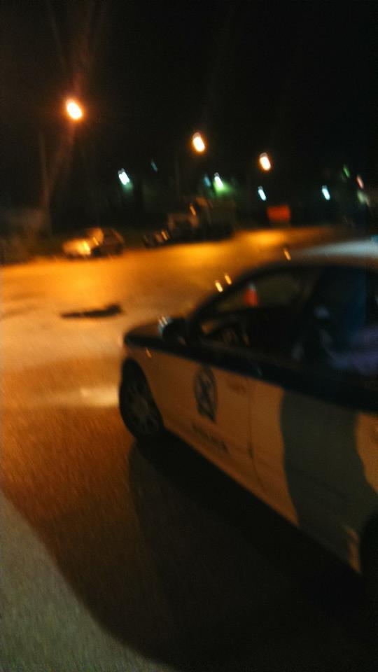 Αγρίνιο: Αντιεξουσιαστές πέταξαν πέτρες στα γραφεία της Χ.Α - ΦΩΤΟΓΡΑΦΙΕΣ