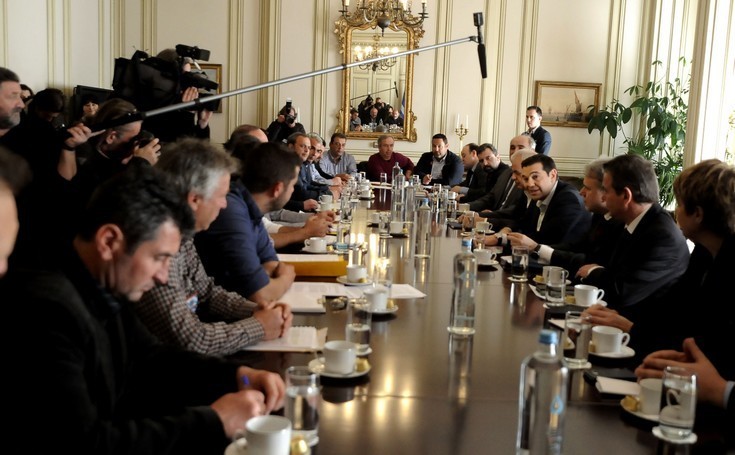 Τα μέτρα της κυβέρνησης για τους αγρότες - Τι τους ανακοίνωσε ο Α. Τσίπρας