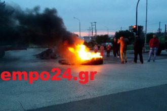 Πατρών Πύργου: Οι αγρότες στην Κάτω Αχαΐα συνεχίζουν τον αποκλεισμό και άναψαν φωτιές στο δρόμο ΦΩΤΟΓΡΑΦΙΕΣ