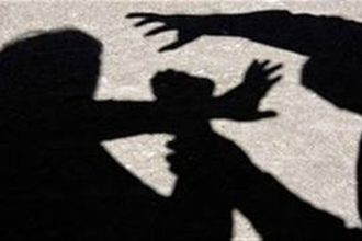 Διευθυντής σχολείου στο νοσοκομείο μετά από ξυλοδαρμό από εξωσχολικό!