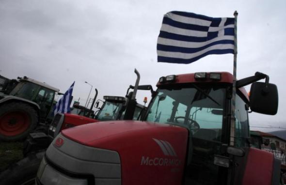 Αιτωλοακαρνανία: Αποκλεισμούς παρακαμπτηρίων, πορείες και καταλήψεις αποφάσισαν οι αγρότες στο Κεφαλόβρυσο