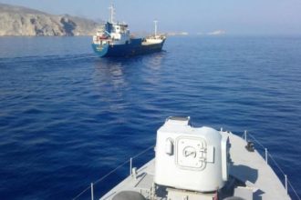 Στο "μικροσκόπιο" των αρχών πλοίο γεμάτο με όπλα και εκρηκτικά στη Σούδα