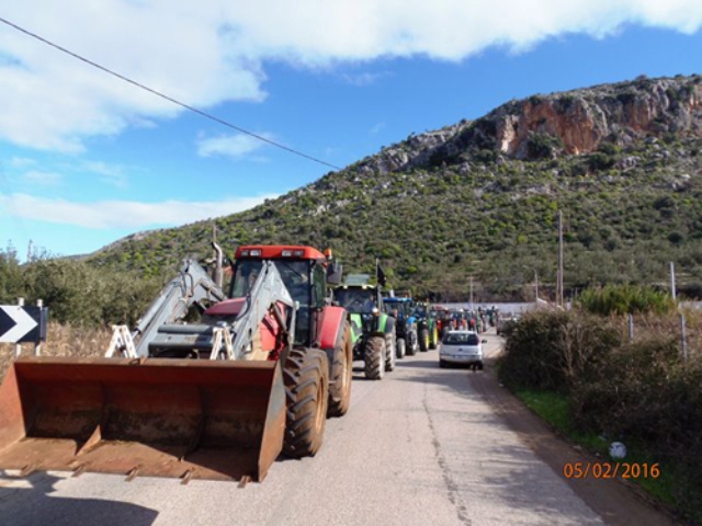 Τα μπλόκα των αγροτών στην Αιτωλοακαρνανία - Τι προγραμματίζουν για σήμερα