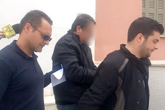 Σοκάρουν οι μαρτυρίες για τον εκπαιδευτικό που ασελγούσε σε μαθήτριες