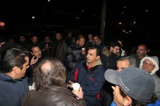 Συνεχίζουν τους αποκλεισμούς στην Πατρών - Κορίνθου οι αγρότες της Αιγιάλειας