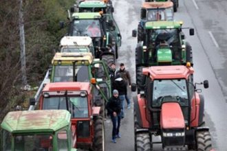 Αγρότες: Κλειστός ο κόμβος της Κάτω Αχαϊας μέχρι τις 10 το βράδυ