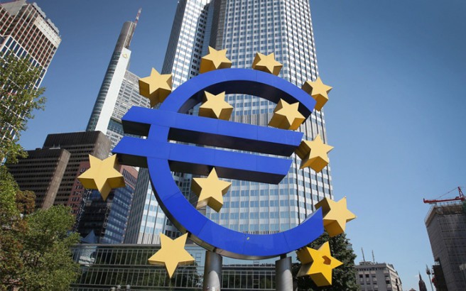 Λιγότερα δάνεια στις επιχειρήσεις στην ευρωζώνη