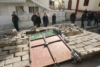 Συγκλονιστικό! Χωριό της Ηλείας "βυθίζεται" εδώ και 51 χρόνια...