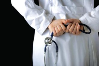 Ο Ιατρικός Σύλλογος Πατρών στηρίζει την επίσχεση αναστολής εκτέλεσης παραπεμπτικών του ΕΟΠΥΥ