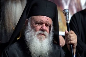 Ιερώνυμος για hotspots: Μεγάλο βάρος αλλά η πολιτεία πρέπει να λάβει κάποια μέτρα