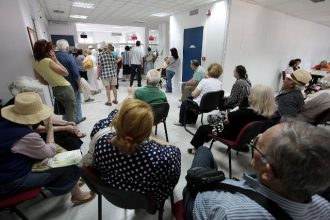 IKA: Δείτε ηλεκτρονικά αν έχετε θεωρημένο βιβλιάριο υγείας για το 2016