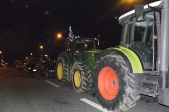 Πεντάωρος αποκλεισμός σήμερα στην Πατρών Πύργου από τους αγρότες της δυτικής Αχαΐας - Επιμένουν στα μπλόκα και στην Αιγιάλεια