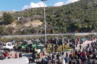 Συνάντηση με τον πρωθυπουργό την Τρίτη ζητά το μπλόκο της Νίκαιας