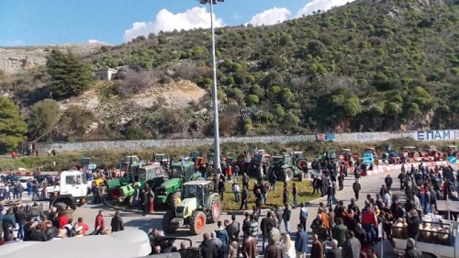 Συνάντηση με τον πρωθυπουργό την Τρίτη ζητά το μπλόκο της Νίκαιας