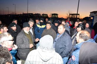 Μέ νέα μπλόκα απαντούν οι αγρότες στον Πρωθυπουργό