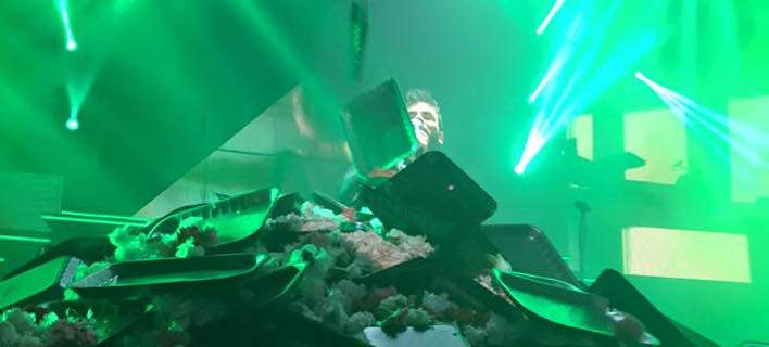 Παντελής Παντελίδης: Το τελευταίο βράδυ του – Διασκέδαζε με φίλους - ΔΕΙΤΕ ΒΙΝΤΕΟ